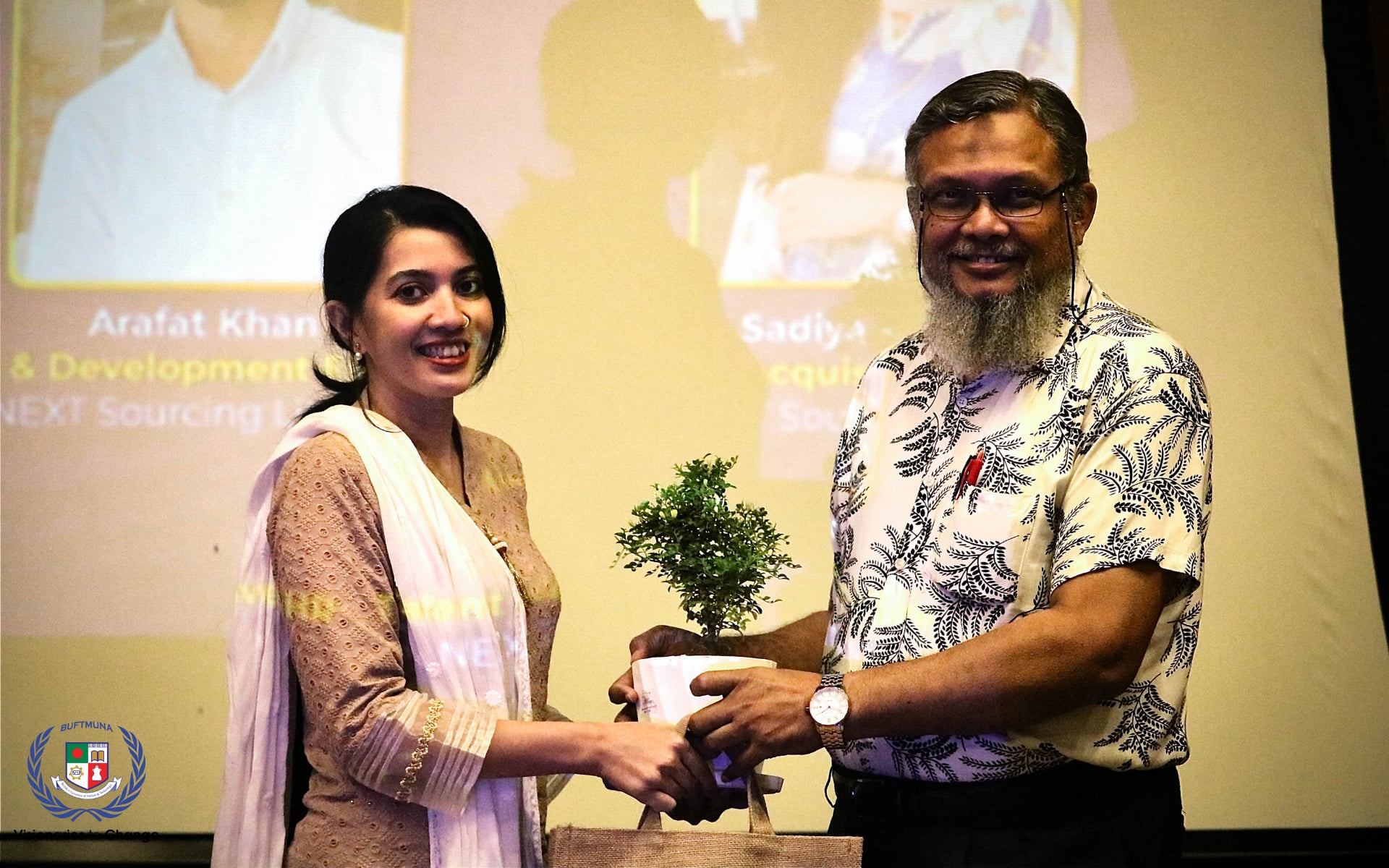 5cc97cb9-6f76-4363-86b0-638d50aa88e7